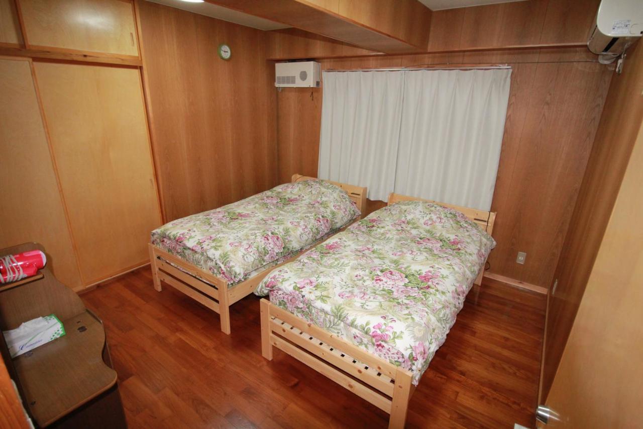 Utopia Mihama Chatan Εξωτερικό φωτογραφία